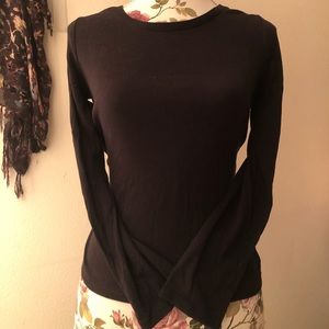Goes-with-anything vintage Black Long sleeve